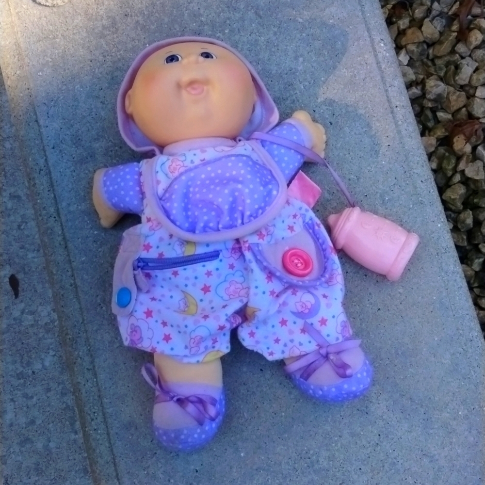 Cabbage Patch Kids/12" Baby Doll/Hearts/Stars/Moons Outfit/Hat/Bib/Bottle
